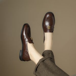 Deep Mouth Flat Shoes - Style m.html
